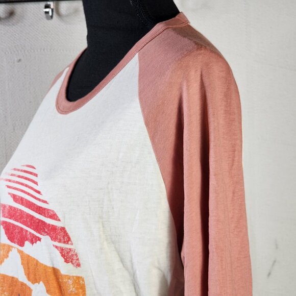 Sweet Claire Oversized Red Orange Yellow Adventure Vibes Rose Gold LS Tee Size M - Picture 8 of 16